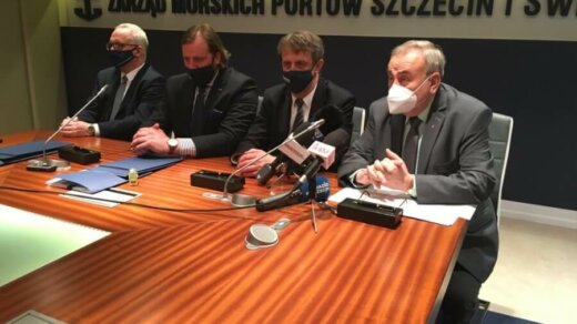 Umowa podpisana, będzie nowy statek pożarniczy w zespole portów Szczecin-Świnoujście.