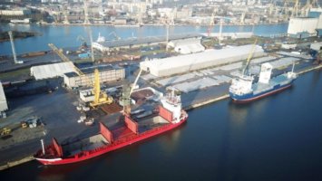 DCIM100MEDIADJI_0958.JPG W portach Szczecin-Świnoujście cztery firmy chcą modernizować infrastrukturę techniczną.