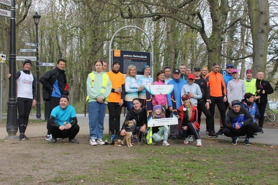 Sobotni poranek w świnoujskim Parku Zdrojowym.