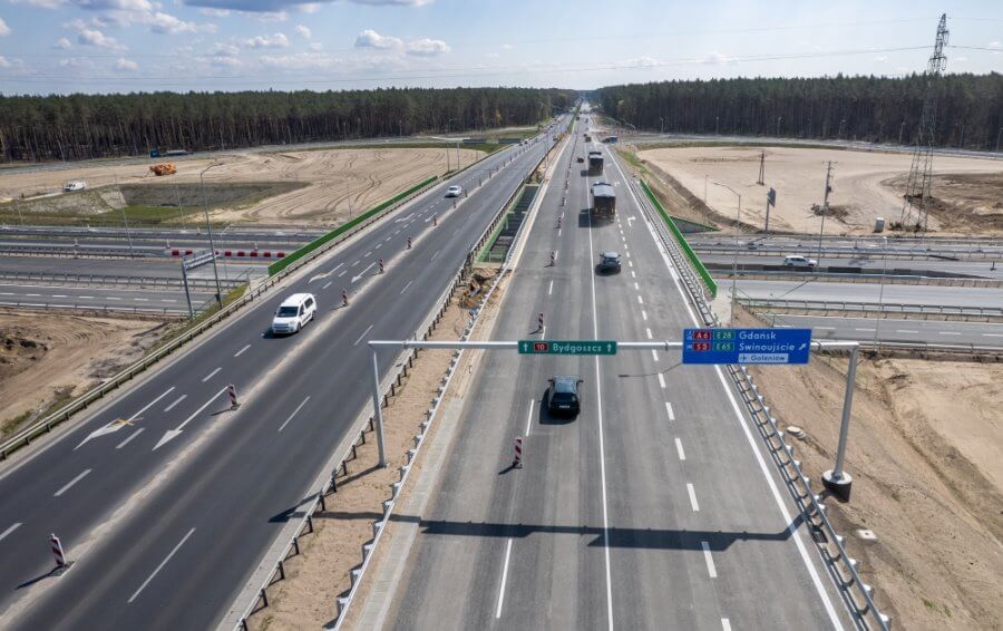 Nowy wiadukt na węźle drogowym Szczecin Kijewo otwarty.