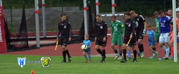 Świnoujście. Ostre bombardownie na koniec Flota - Dąb Dębno 9-0 (3-0).