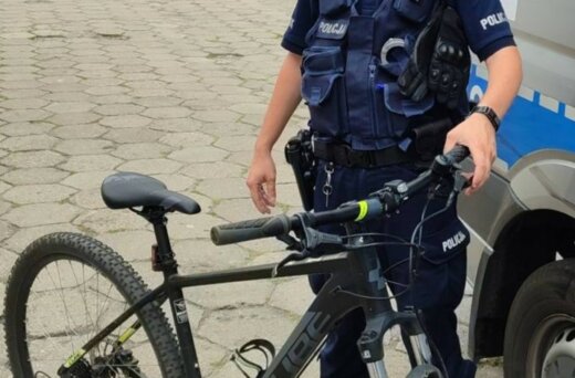 Świnoujście. POLICJANCI ADAPTACJI ZAWODOWEJ ODZYSKALI SKRADZIONY ROWER I ZATRZYMALI 28-LATKA.