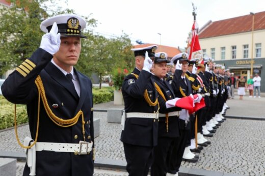 Świnoujście. Przysięga Wojskowa Ochotników Dobrowolnej Zasadniczej Służby Wojskowej.