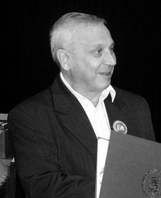 31975ef4b0d2e52f5e8351d894cbca08_XL