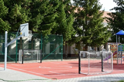 Świnoujście. Dzieci z "Fantazji" mają super plac zabaw.