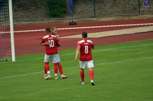 Świnoujście. MKS Flota. Kamil Poźniak z węgorzem.