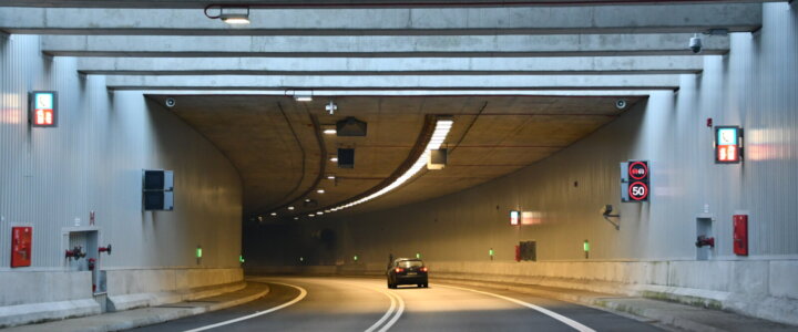 tunel_pod_Swina