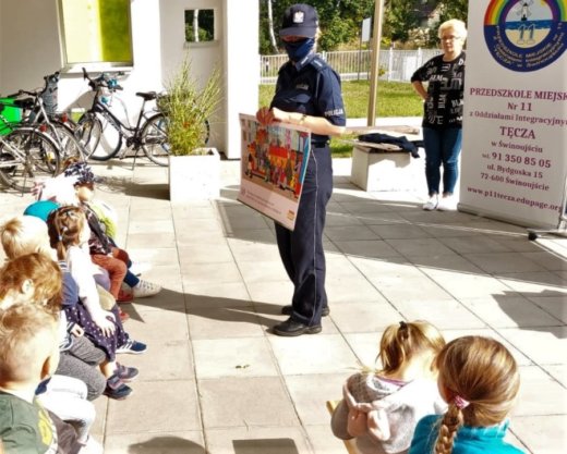 220-93208 Świnoujście. „ROAD SAFETY DAYS” Z NAJMŁODSZYMI UCZESTNIKAMI RUCHU DROGOWEGO.
