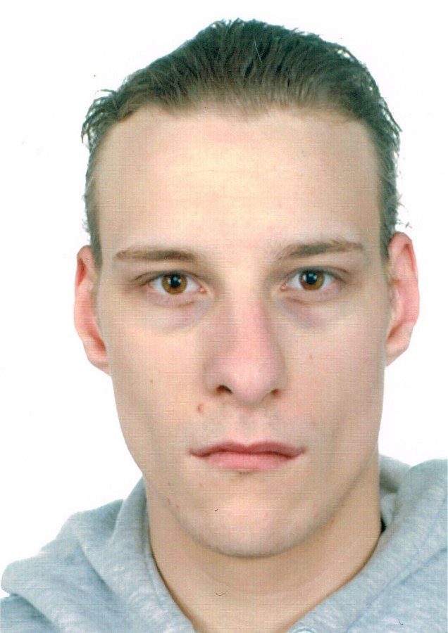 Zaginął 27-letni Karol Czerniak. Policja prosi o pomoc w poszukiwaniach mężczyzny