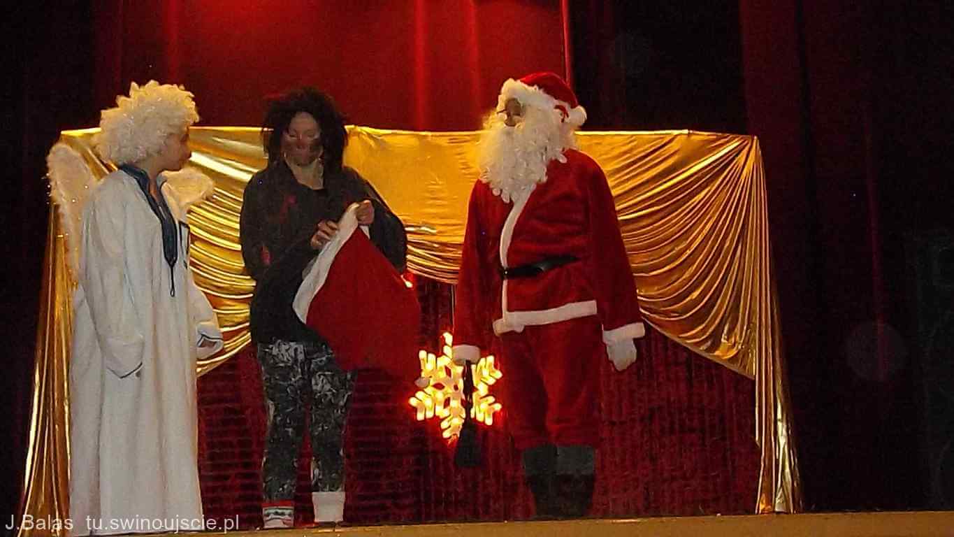 Mikołaj Święty Wiezie Prezenty Teatr La Fayette