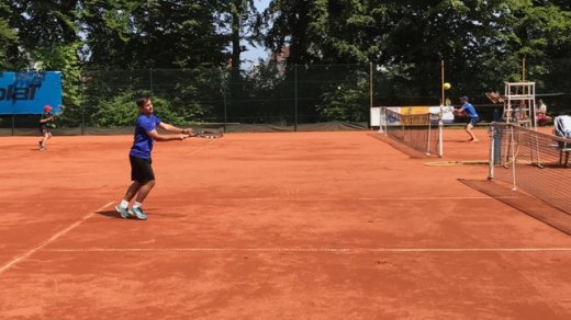 Piotr Kerys ze Świnoujścia tryumfuje w turnieju tenisa Pomerania Cup