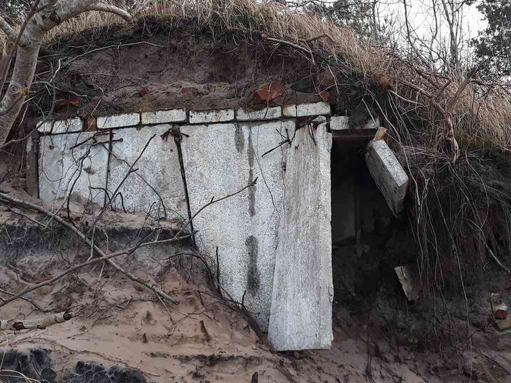 Sztormy odsłoniły zimnowojenne bunkry na bałtyckiej plaży