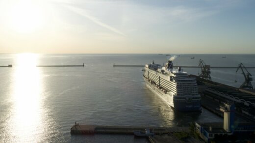 Spektakularny Mein Schiff 1 w Gdyni