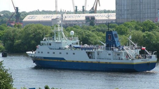 „Nawigator XXI” – statek Akademii Morskiej w Szczecinie zawitał do Ustki