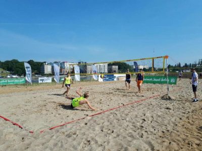 Trwają mistrzostwa akademickie w siatkówce plażowej