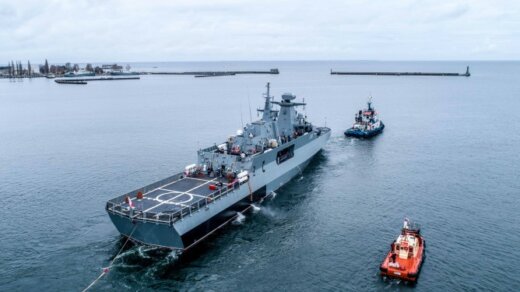 Przekazywanie okrętu ORP Ślązak do służby w Marynarce Wojennej rozpoczęte